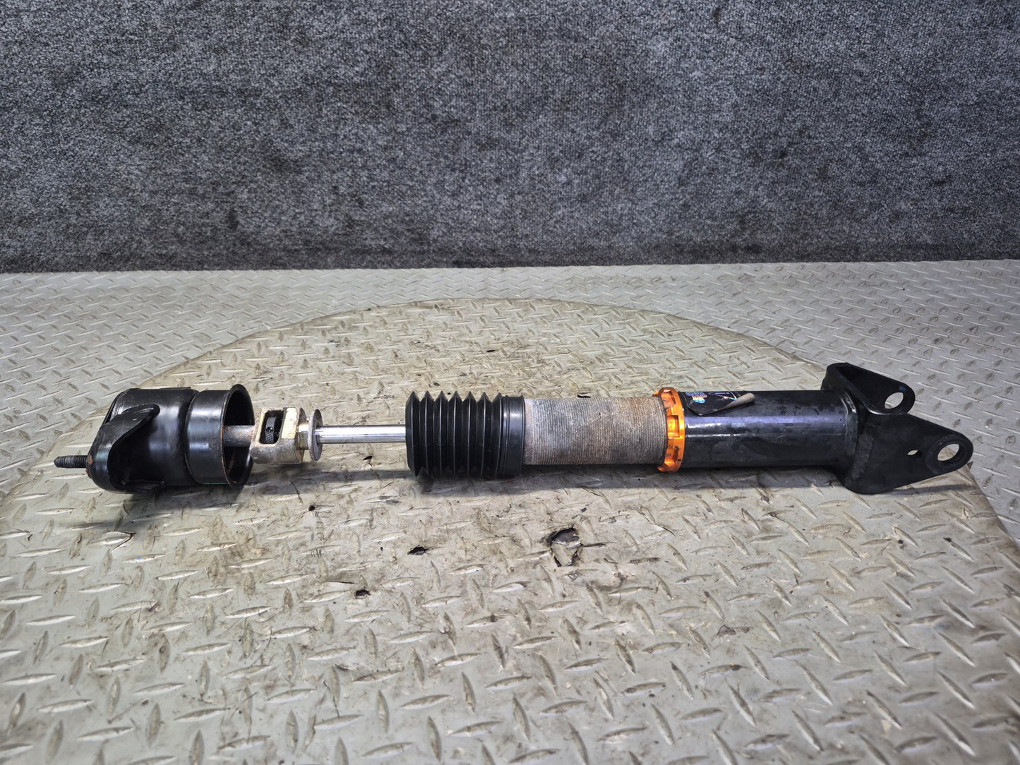 2012-2015 Mercedes X166 W166 ML AWD Aftermarket Rear Shock Strut Absorber Set