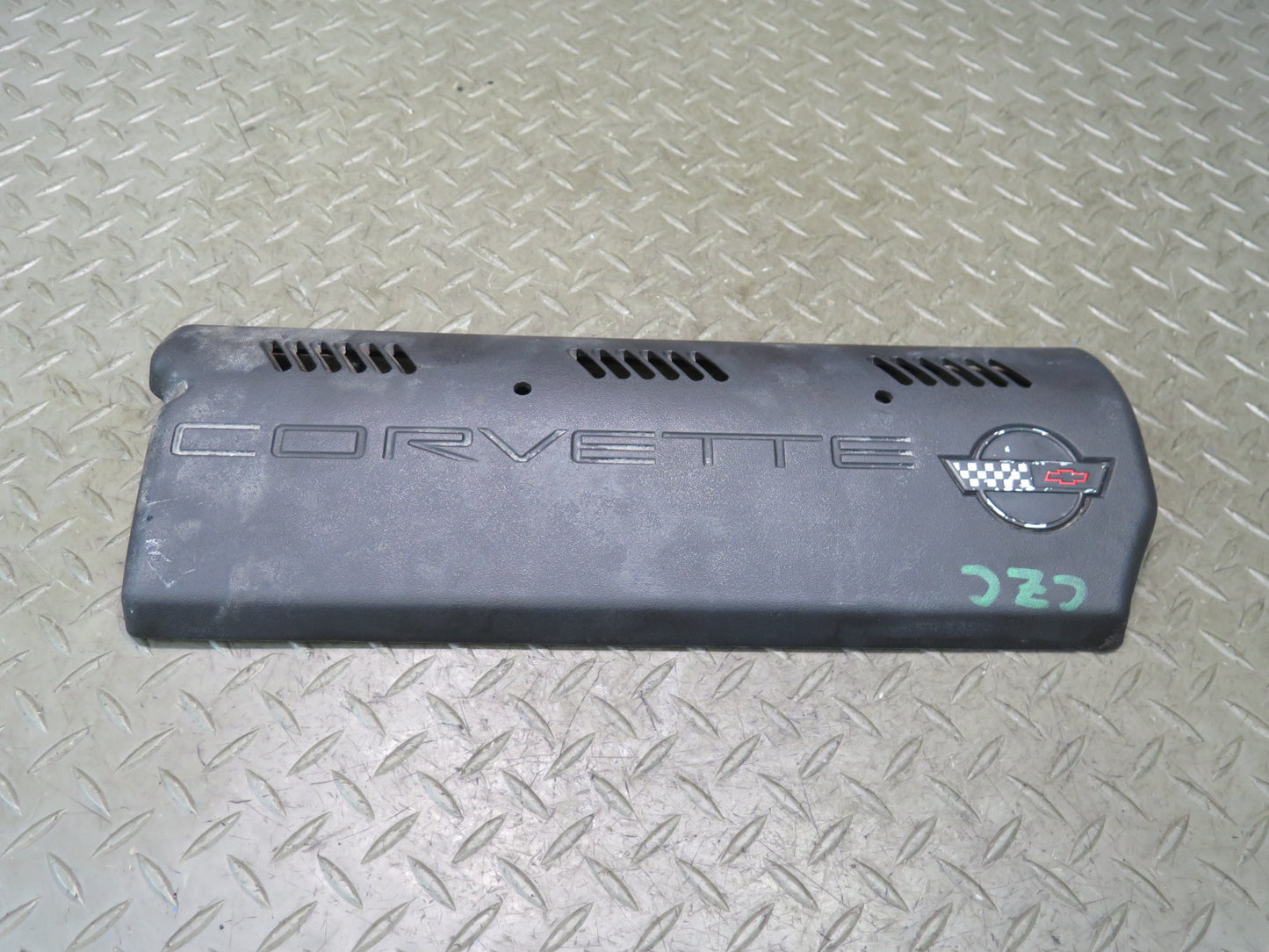 92-93 Chevrolet Corvette C4 V8 5.7L LT1 Left & Right Fuel Rail Covers OEM