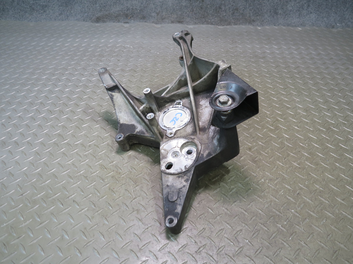 92-96 Chevrolet Corvette C4 Power Steering Pump Pulley Bracket OEM