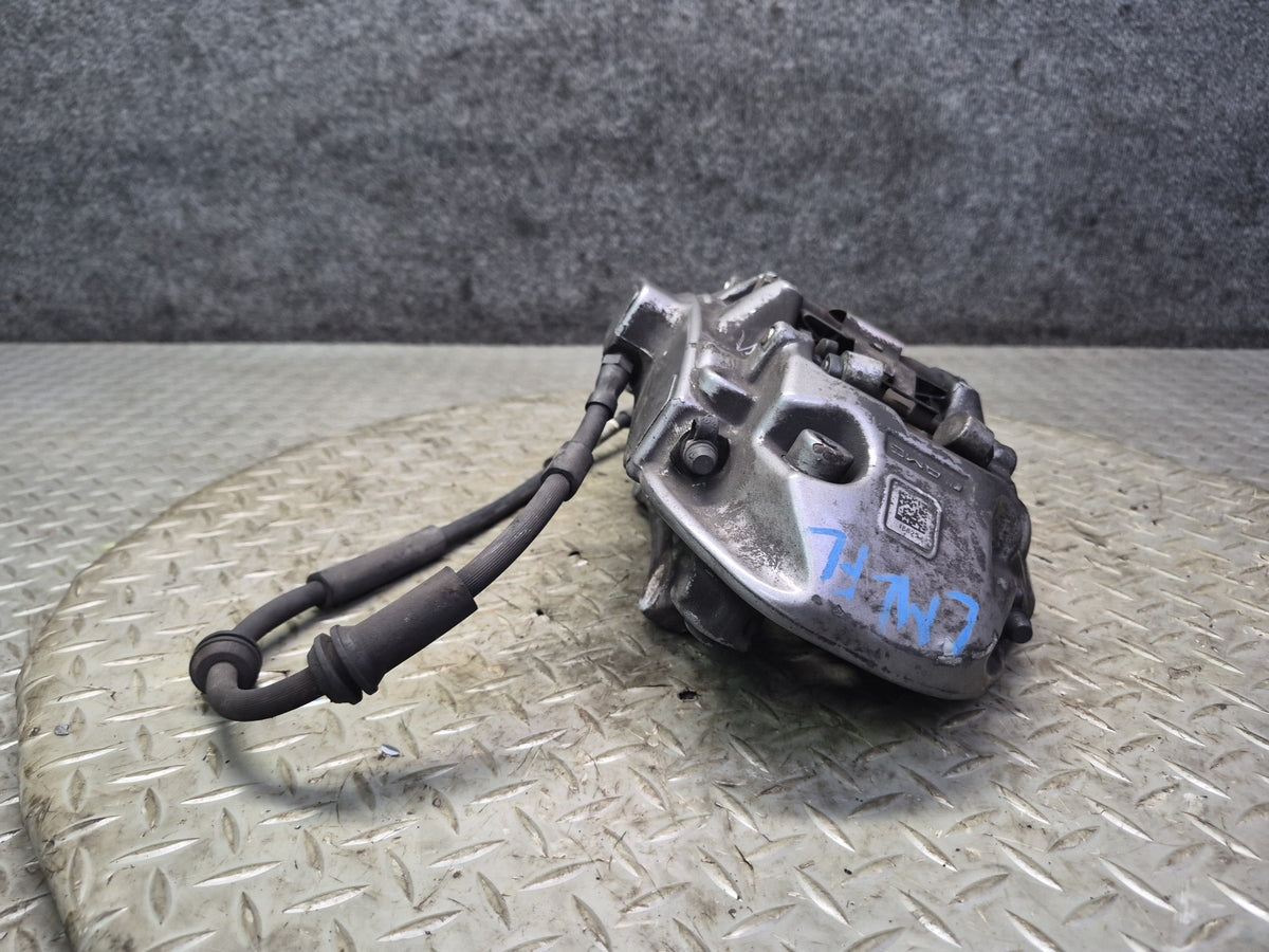 2012-2015 Mercedes X166 W166 ML AMG Front Left & Right Brake Caliper Set of 2