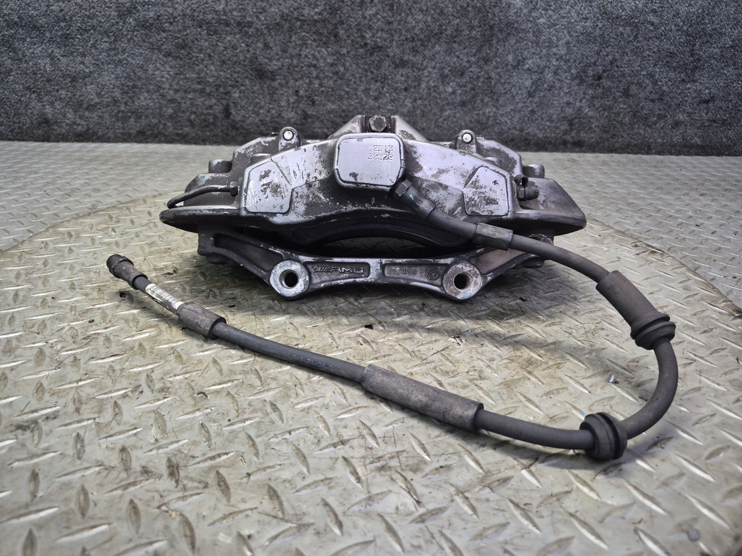 2012-2015 Mercedes X166 W166 ML AMG Front Left & Right Brake Caliper Set of 2