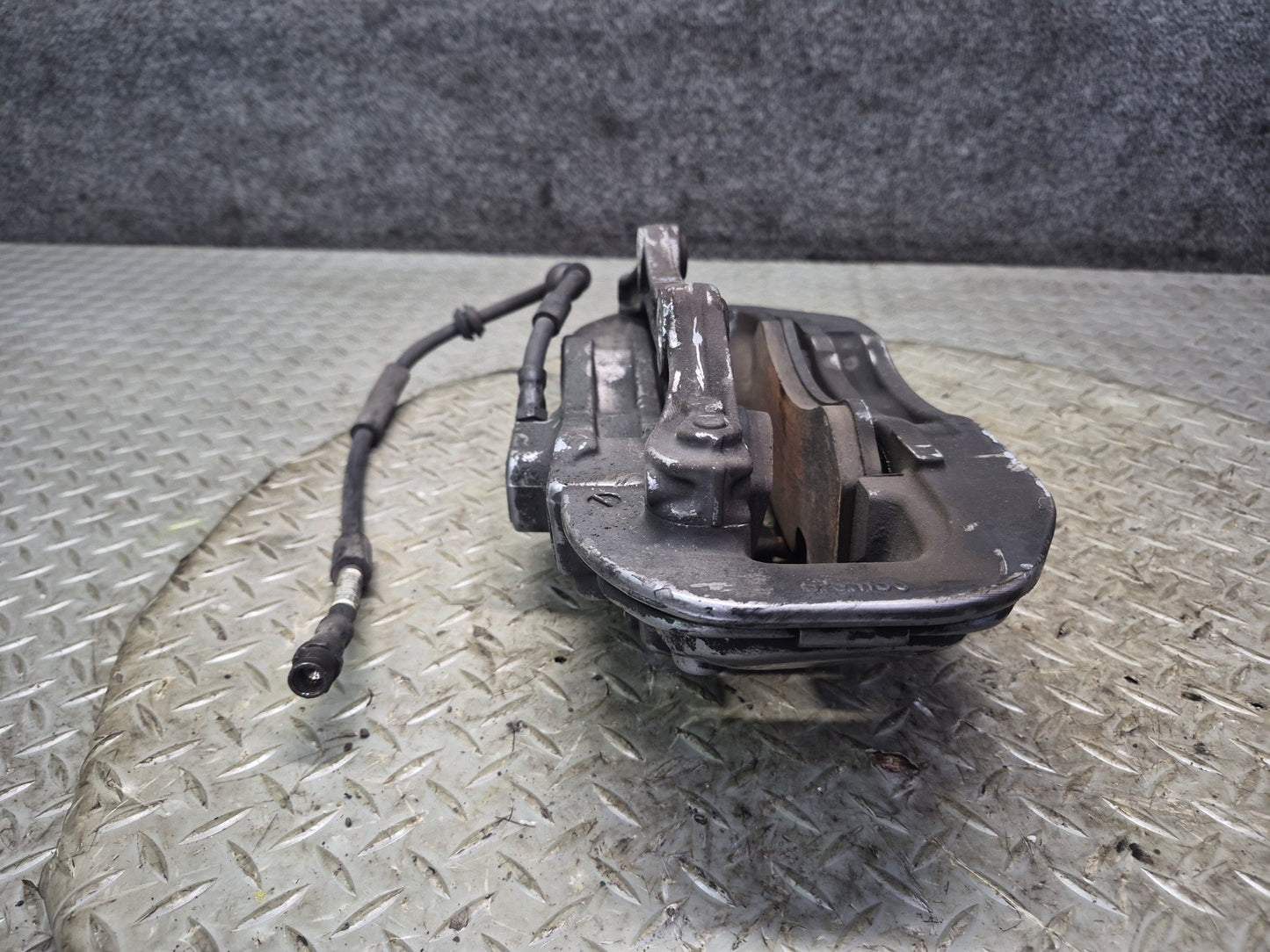2012-2015 Mercedes X166 W166 ML AMG Front Left & Right Brake Caliper Set of 2