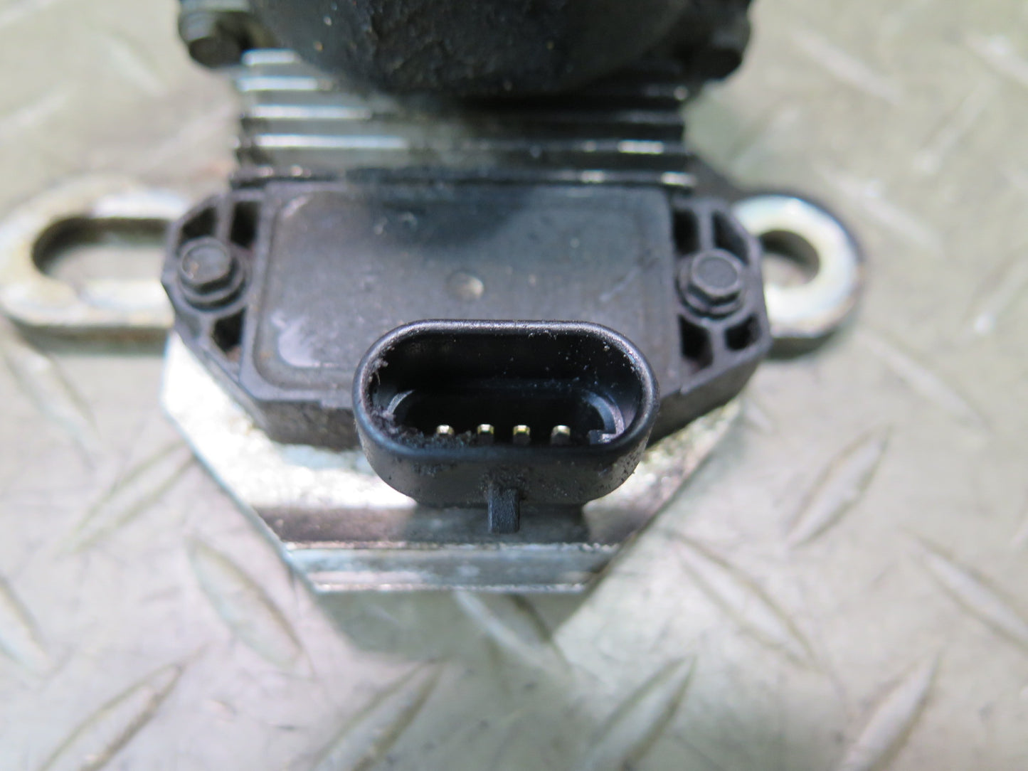92-93 Chevrolet Corvette C4 V8 5.7L LT1 Engine Ignition Coil OEM