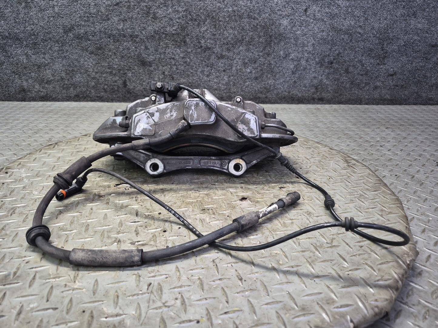 2012-2015 Mercedes X166 W166 ML AMG Front Left & Right Brake Caliper Set of 2