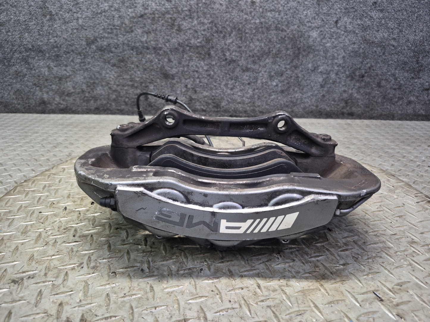 2012-2015 Mercedes X166 W166 ML AMG Front Left & Right Brake Caliper Set of 2