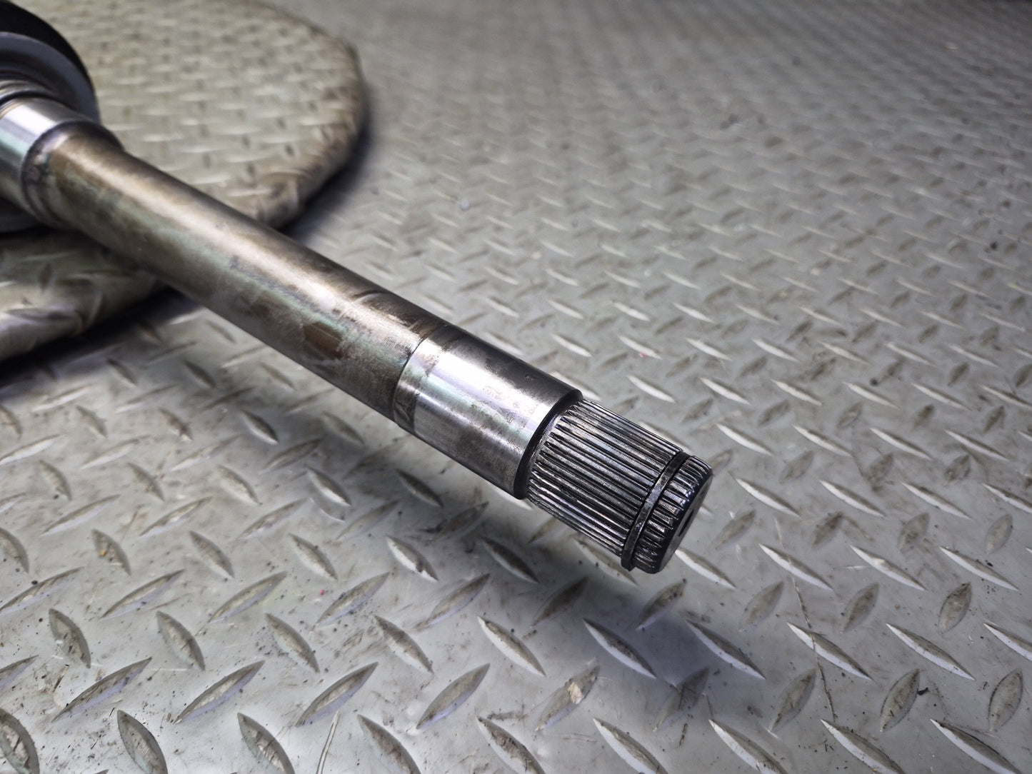 2012-2015 Mercedes W166 ML63 AMG AWD Front Right Suspension Axle Shaft