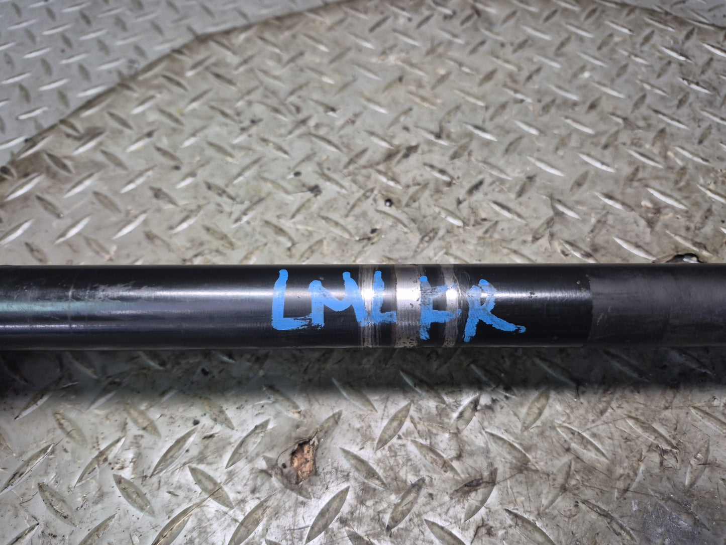 2012-2015 Mercedes W166 ML63 AMG AWD Front Right Suspension Axle Shaft