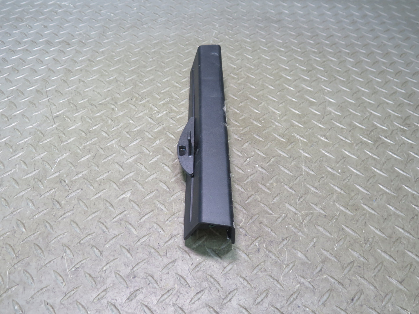 2012-2016 BMW F10 M5 Rear Right Door Window Blind Sun Shade 9171786