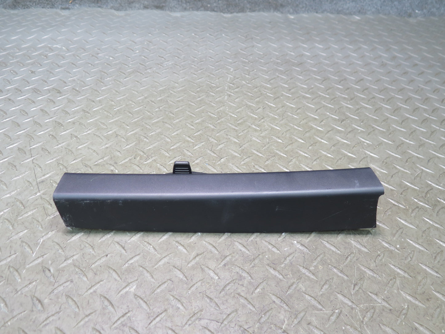 2012-2016 BMW F10 M5 Rear Right Door Window Blind Sun Shade 9171786