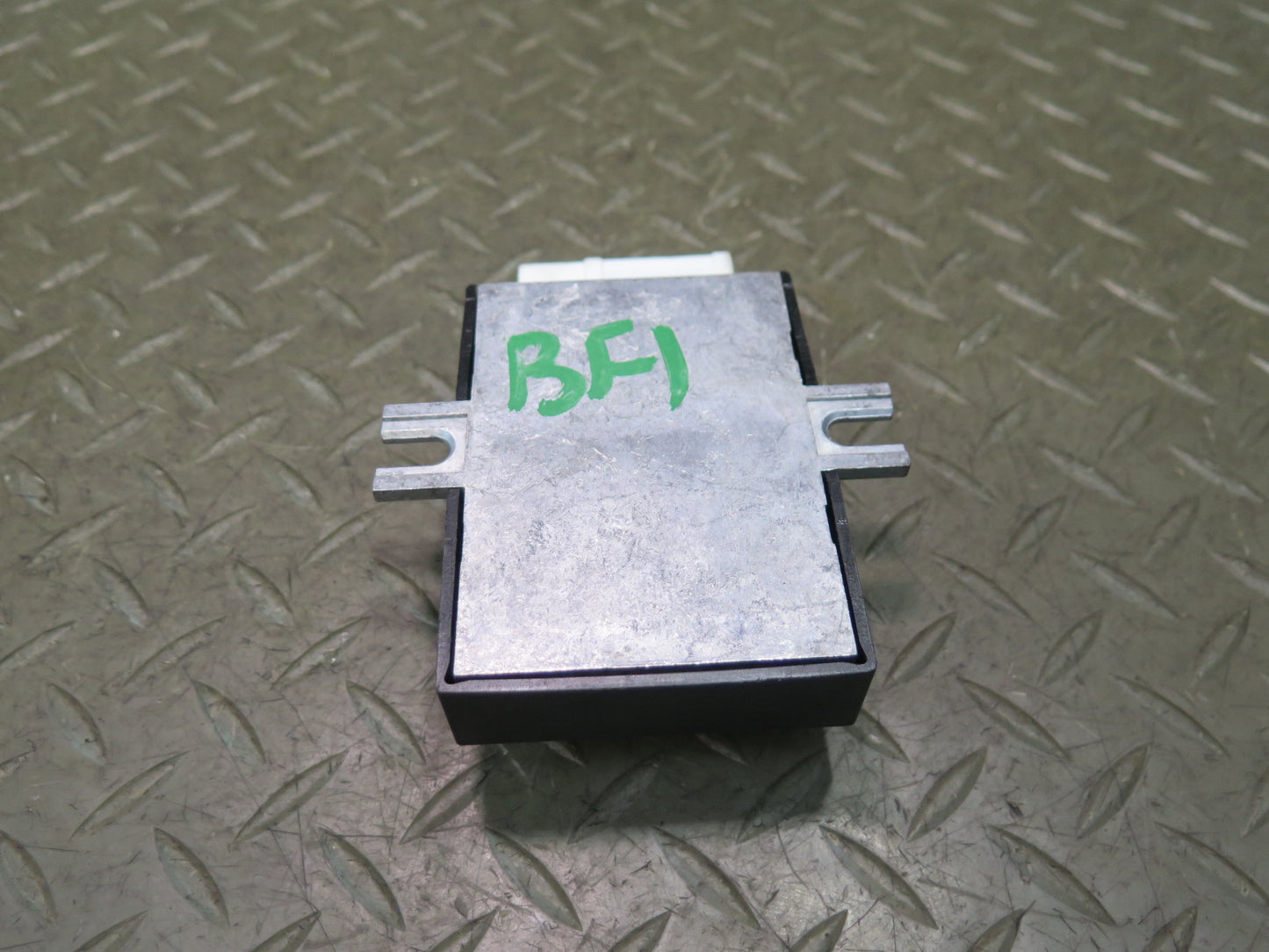 2011-2016 BMW F10 M5 Fuel Pump Control Module 7358145