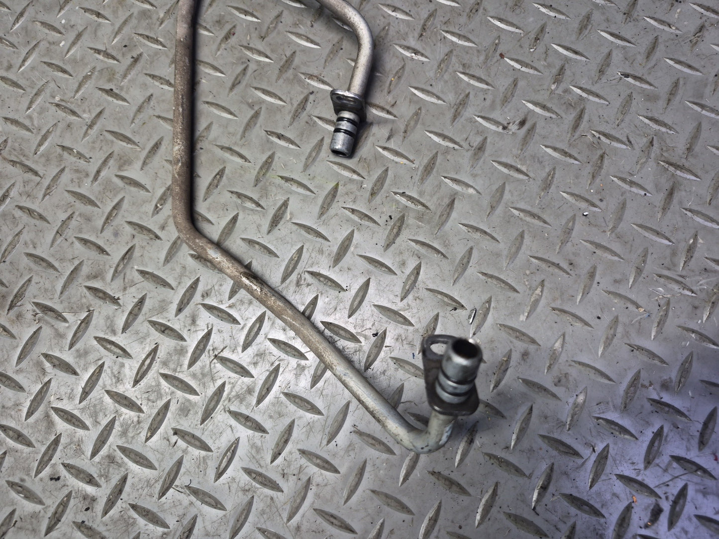 2012-2015 Mercedes W166 ML 722.9 Automatic Transmission Oil Cooler Hose Pipe