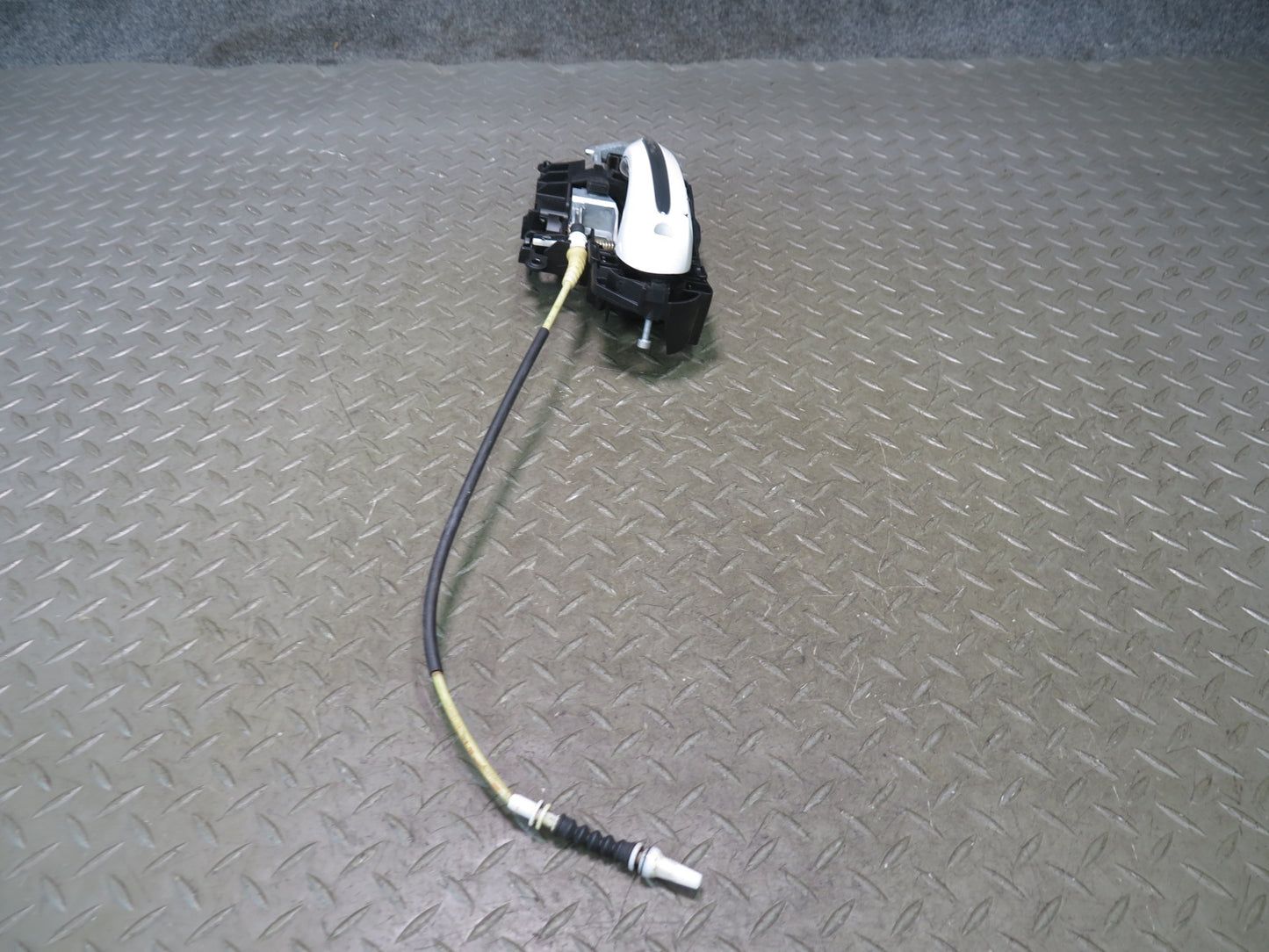 2011-2016 BMW F10 M5 Front Left Door Exterior Handle w Keyless Entry