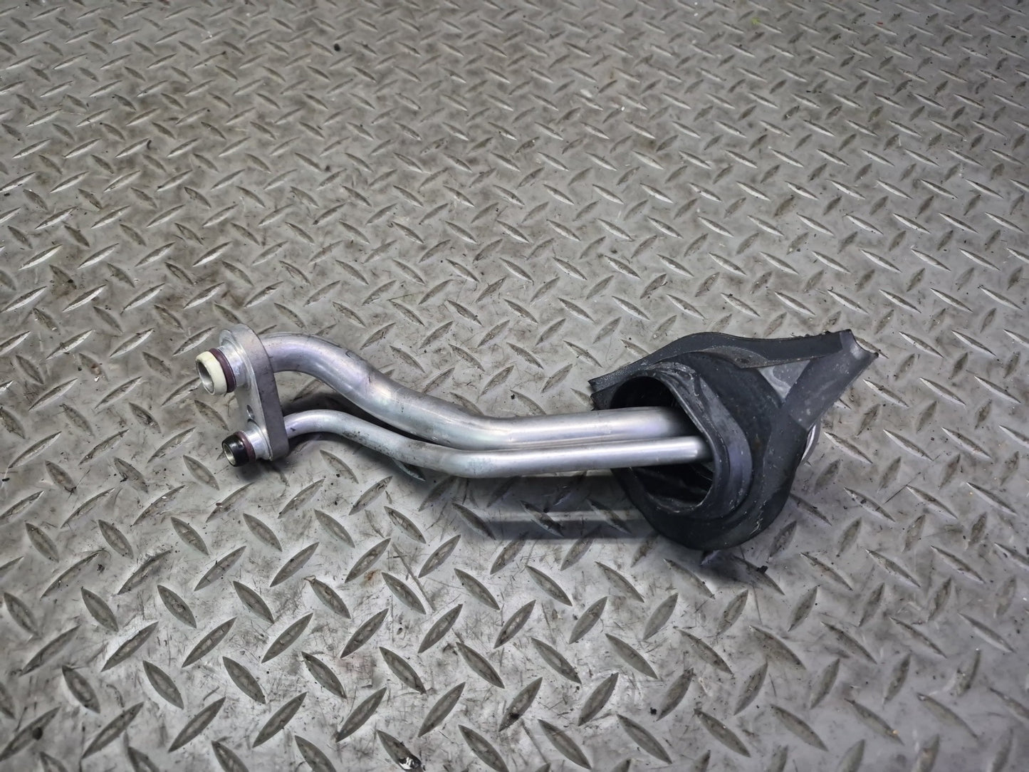 01-06 BMW E46 330Ci M54 A/C Air Condition Hose Pipe Line Dryer Set OEM