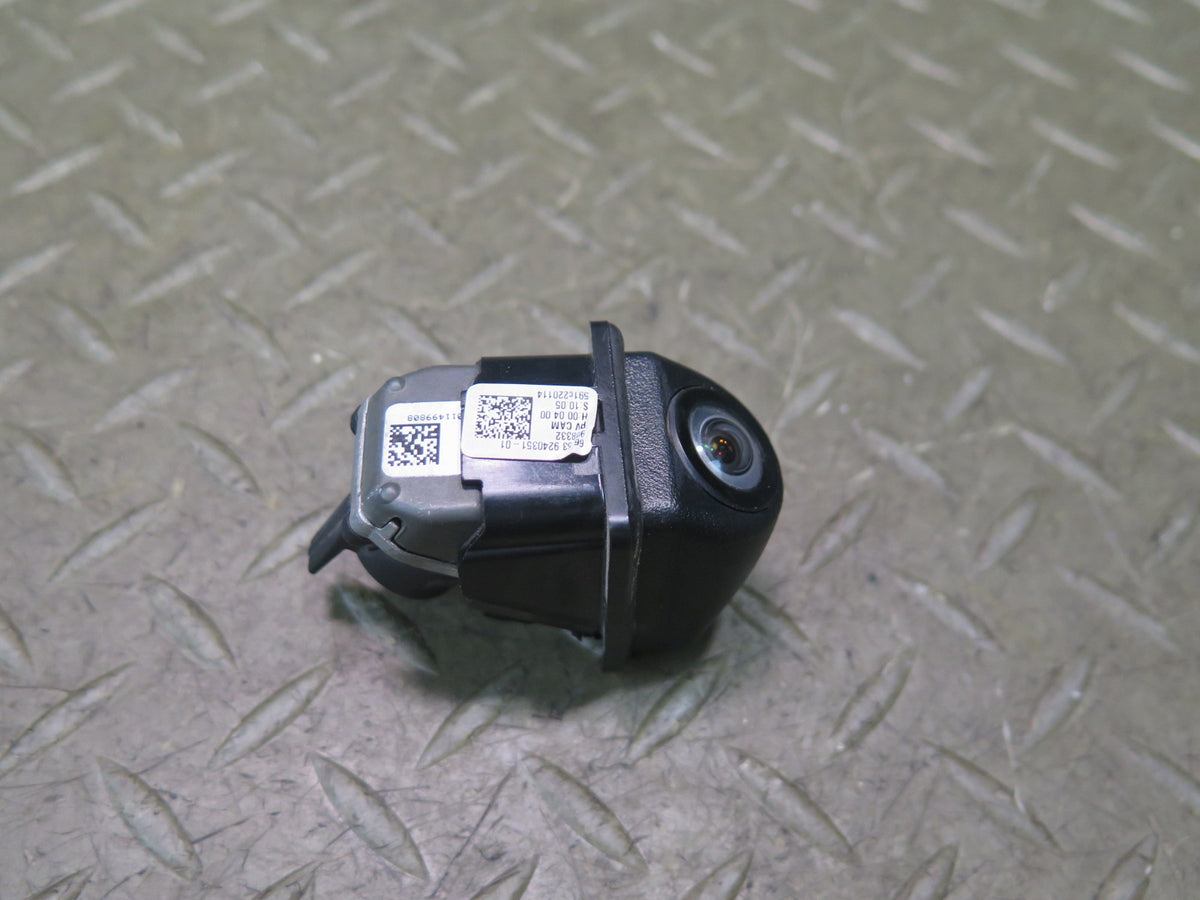 2011-2016 BMW F07 F10 M5 Rear View Reverse Backup Camera 9240351