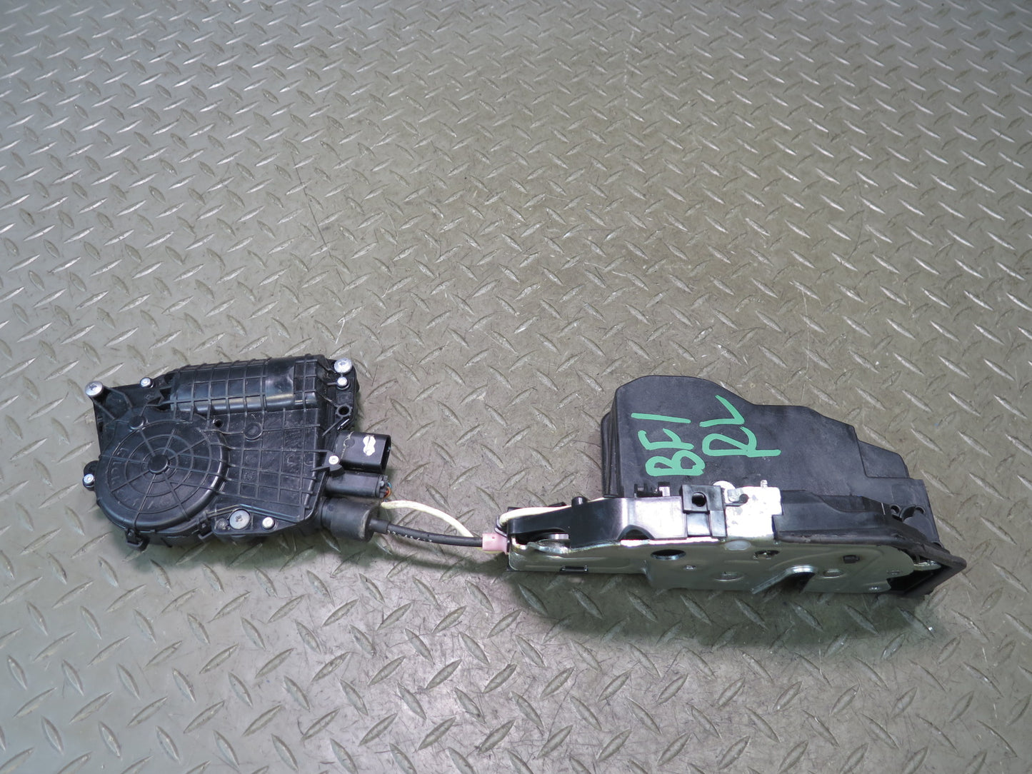 2011-2016 BMW F10 F11 M5 Rear Left Door Lock Latch Actuator w Soft Close
