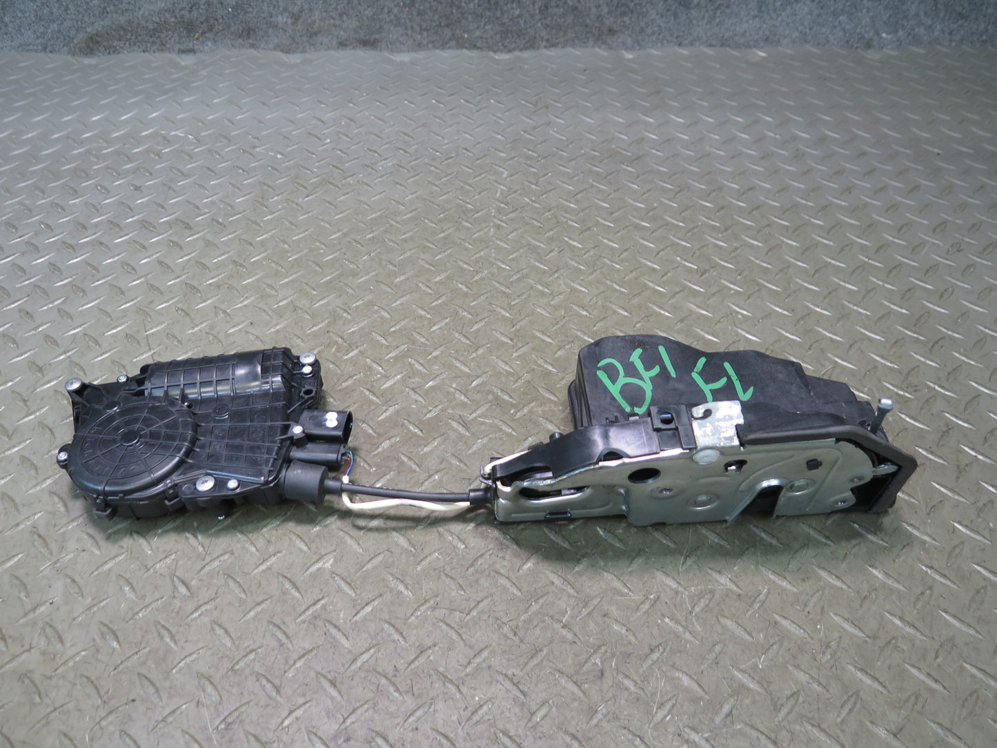 2011-2016 BMW F10 F11 M5 Front Left Door Lock Latch Actuator w Soft Close