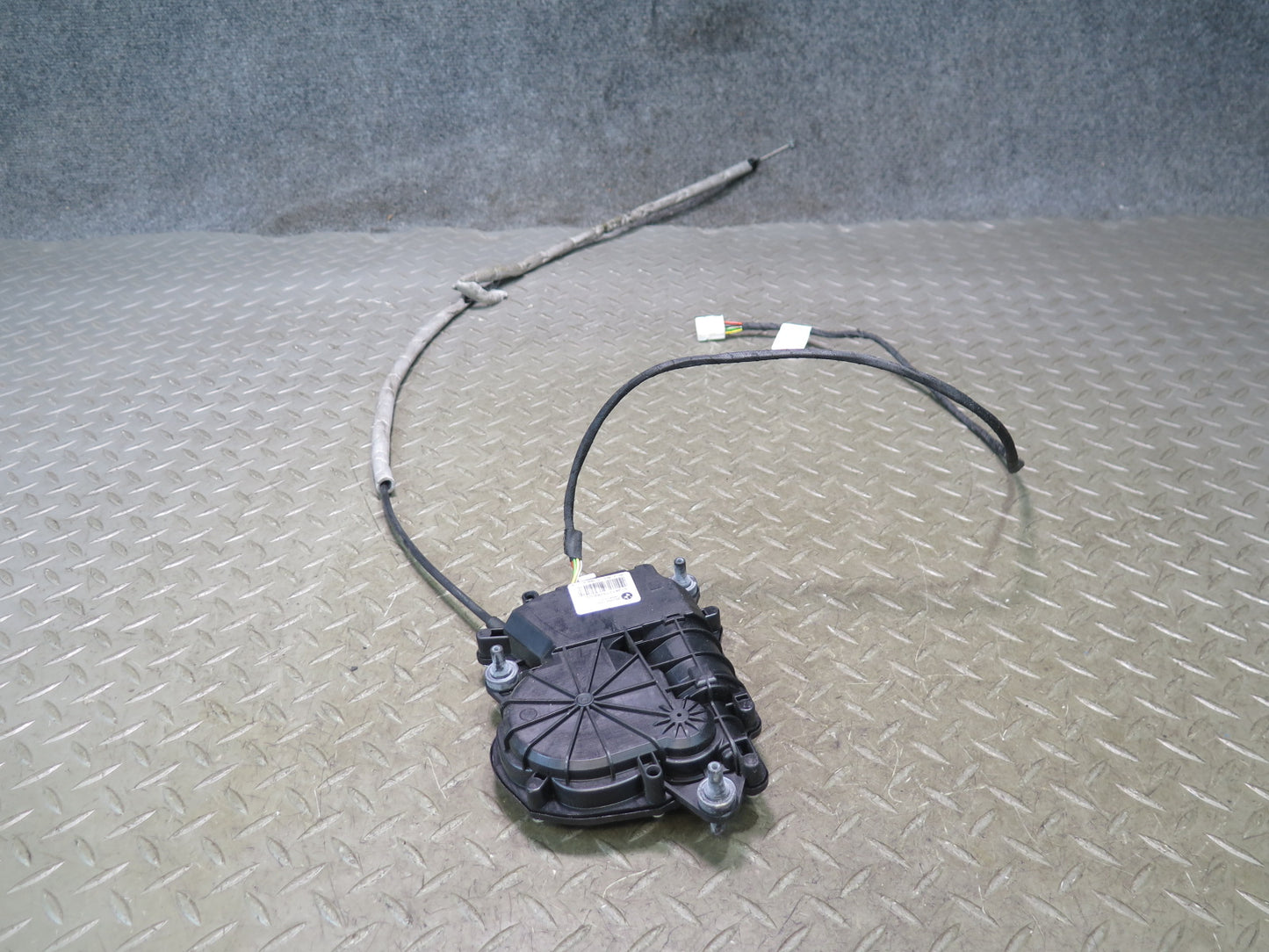 2011-2016 BMW F07 F10 M5 Rear Trunk Lid Lock Power Actuator Drive Motor OEM