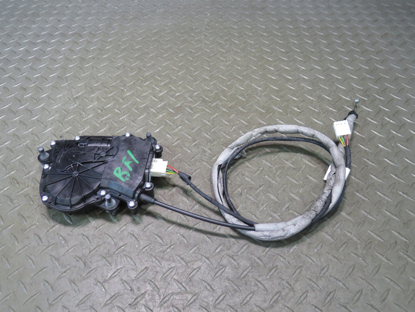 2011-2016 BMW F07 F10 M5 Rear Trunk Lid Lock Power Actuator Drive Motor OEM
