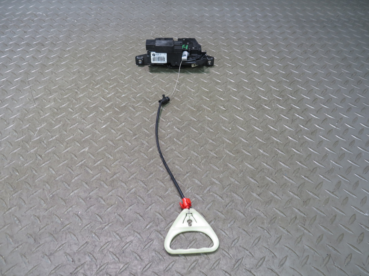 2011-2016 BMW F07 F10 M5 Rear Trunk Lid Lock Latch Acuator 7269543 OEM