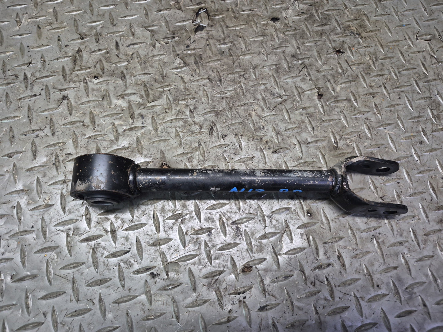 09-20 Nissan 370Z Z34 Set of 2 Rear Right Control Arm OEM