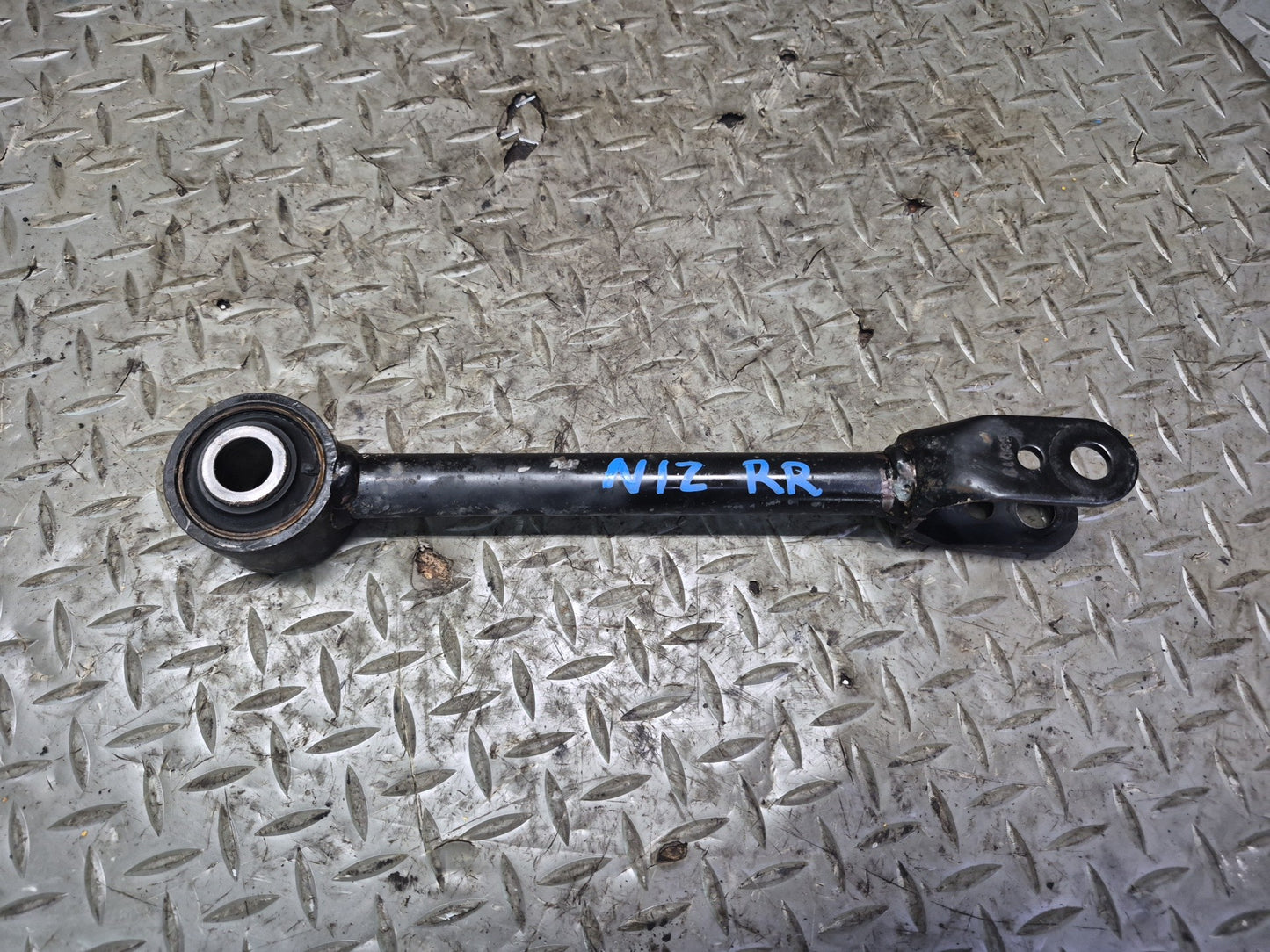 09-20 Nissan 370Z Z34 Set of 2 Rear Right Control Arm OEM