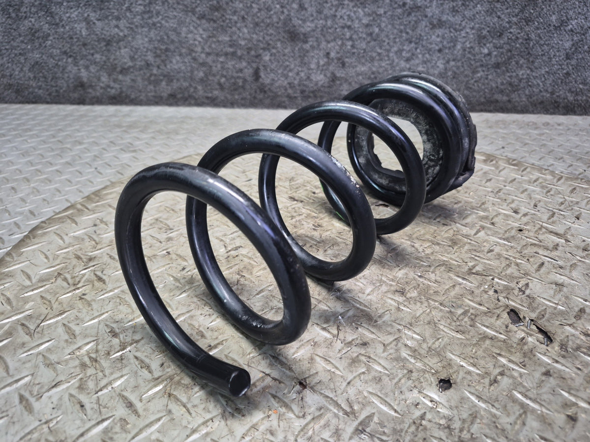 09-20 Nissan 370Z Z34 Nismo Coupe Set of 2 Rear Left & Right Coil Spring OEM