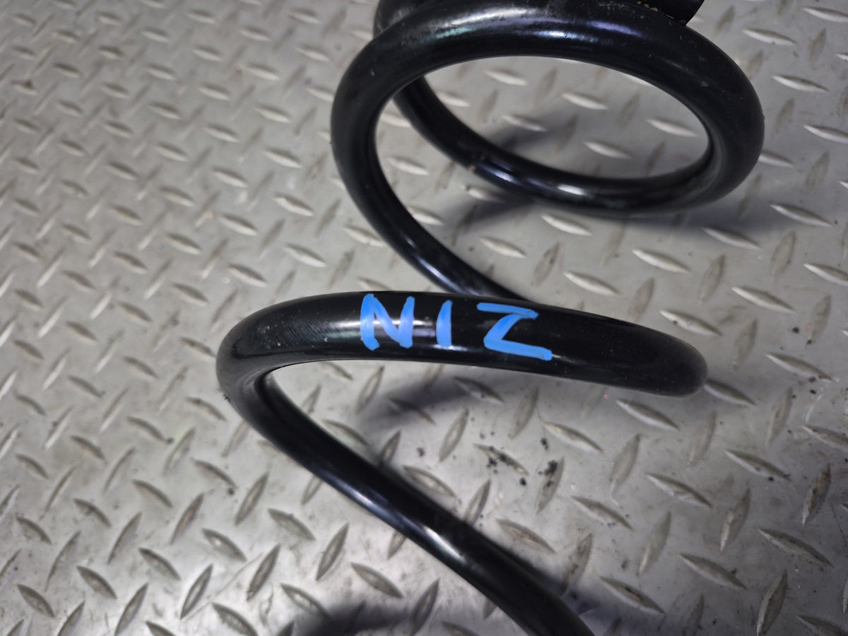 09-20 Nissan 370Z Z34 Nismo Coupe Set of 2 Rear Left & Right Coil Spring OEM