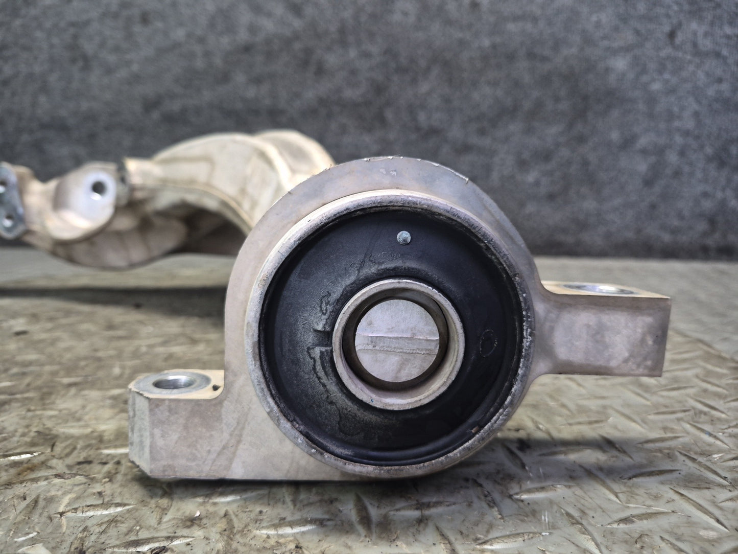 09-20 Nissan Z34 370Z Set of 2 Front Left Upper & Lower Control Arm OEM