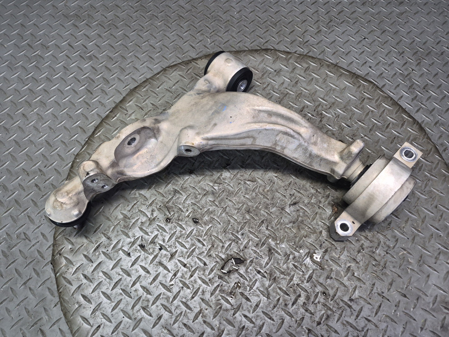 09-20 Nissan Z34 370Z Set of 2 Front Left Upper & Lower Control Arm OEM