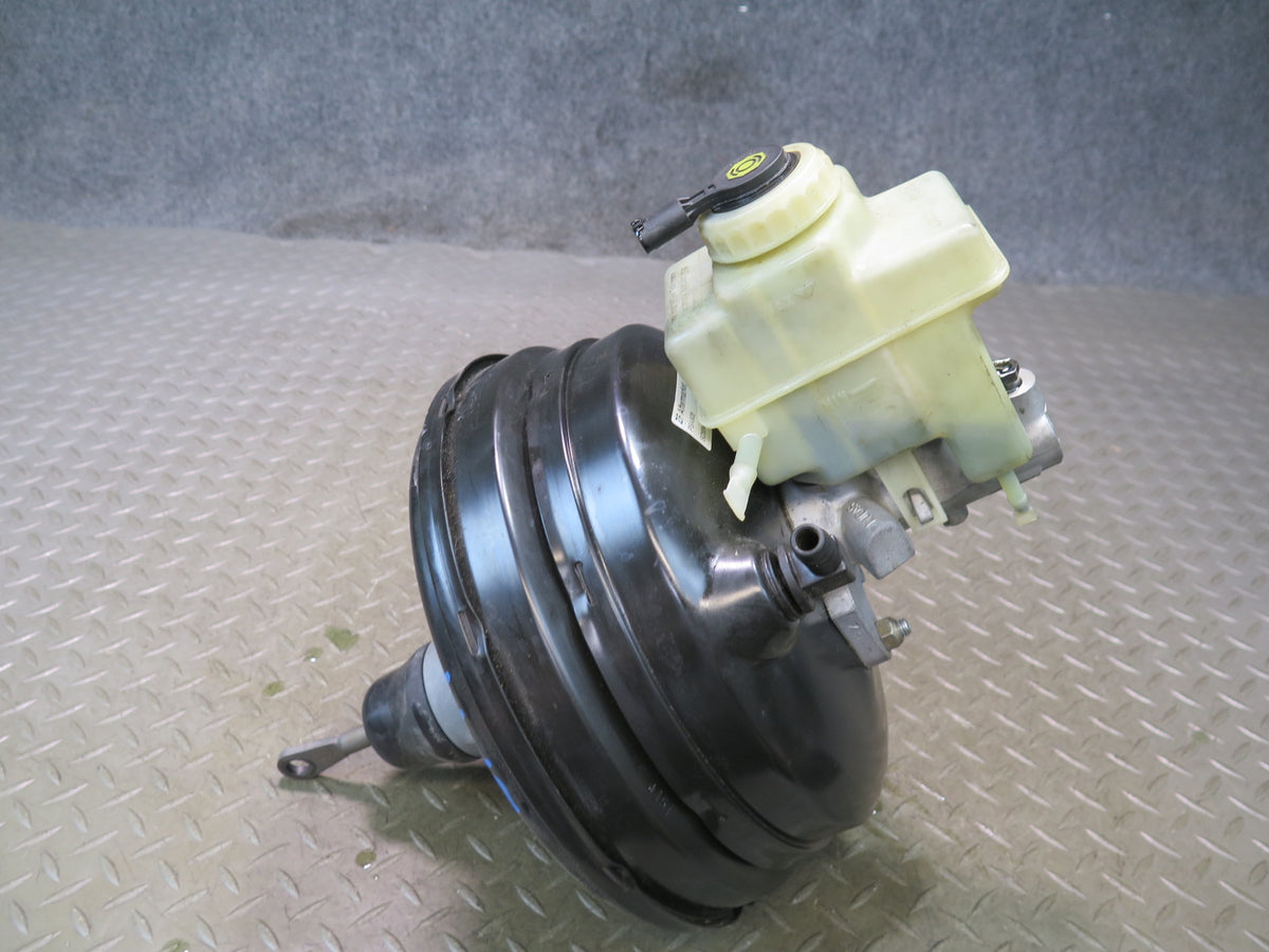 1998 BMW E39 540i Brake Master Cylinder Booster Fluid Reservoir OEM