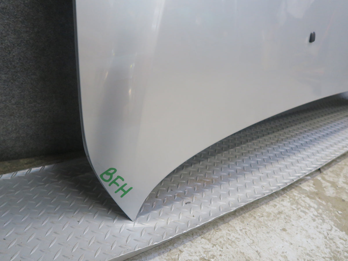 97-98 BMW E39 540i Front Hood Bonnet Shell Cover Panel Arctic Silver OEM