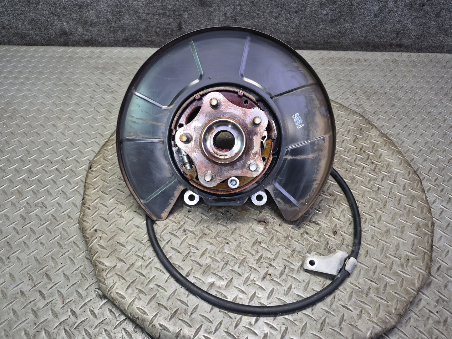 10-20 Nissan 370Z Z34 Rear Left Spindle Knuckle Wheel Hub Bearing OEM