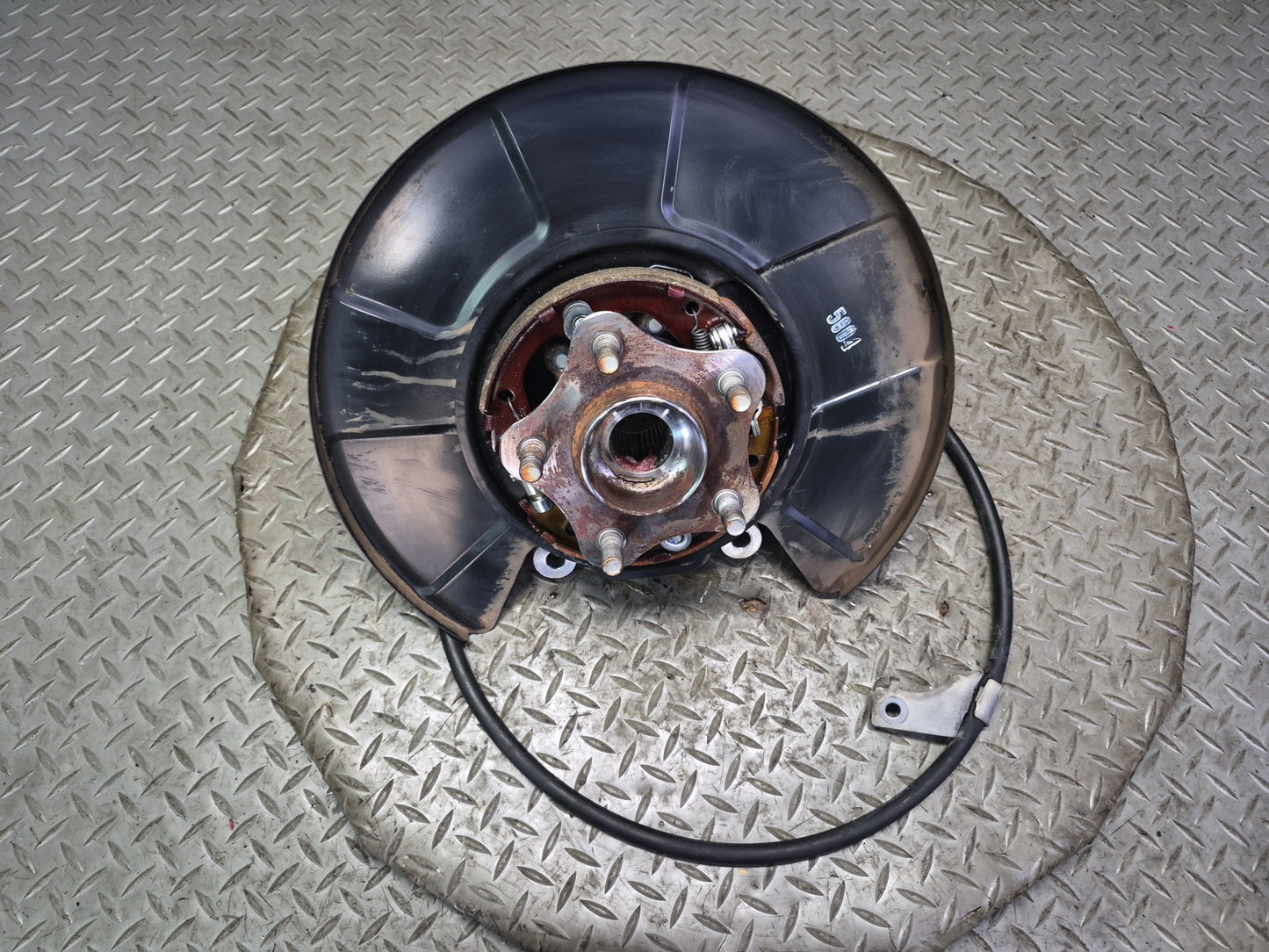 10-20 Nissan 370Z Z34 Rear Left Spindle Knuckle Wheel Hub Bearing OEM