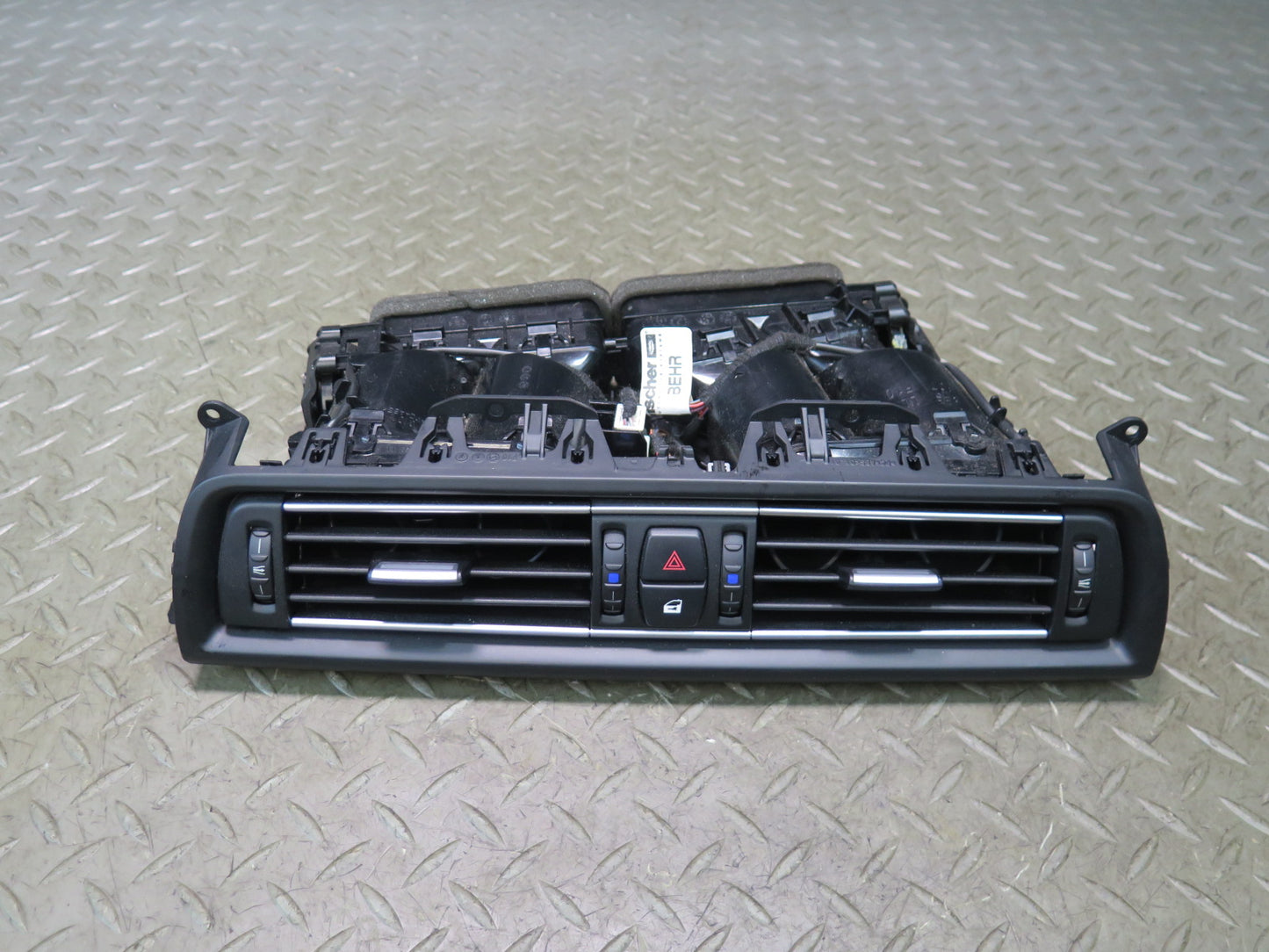 2011-2016 BMW F10 F11 M5 Dash Front Center A/C Air Vent Grille 9166891