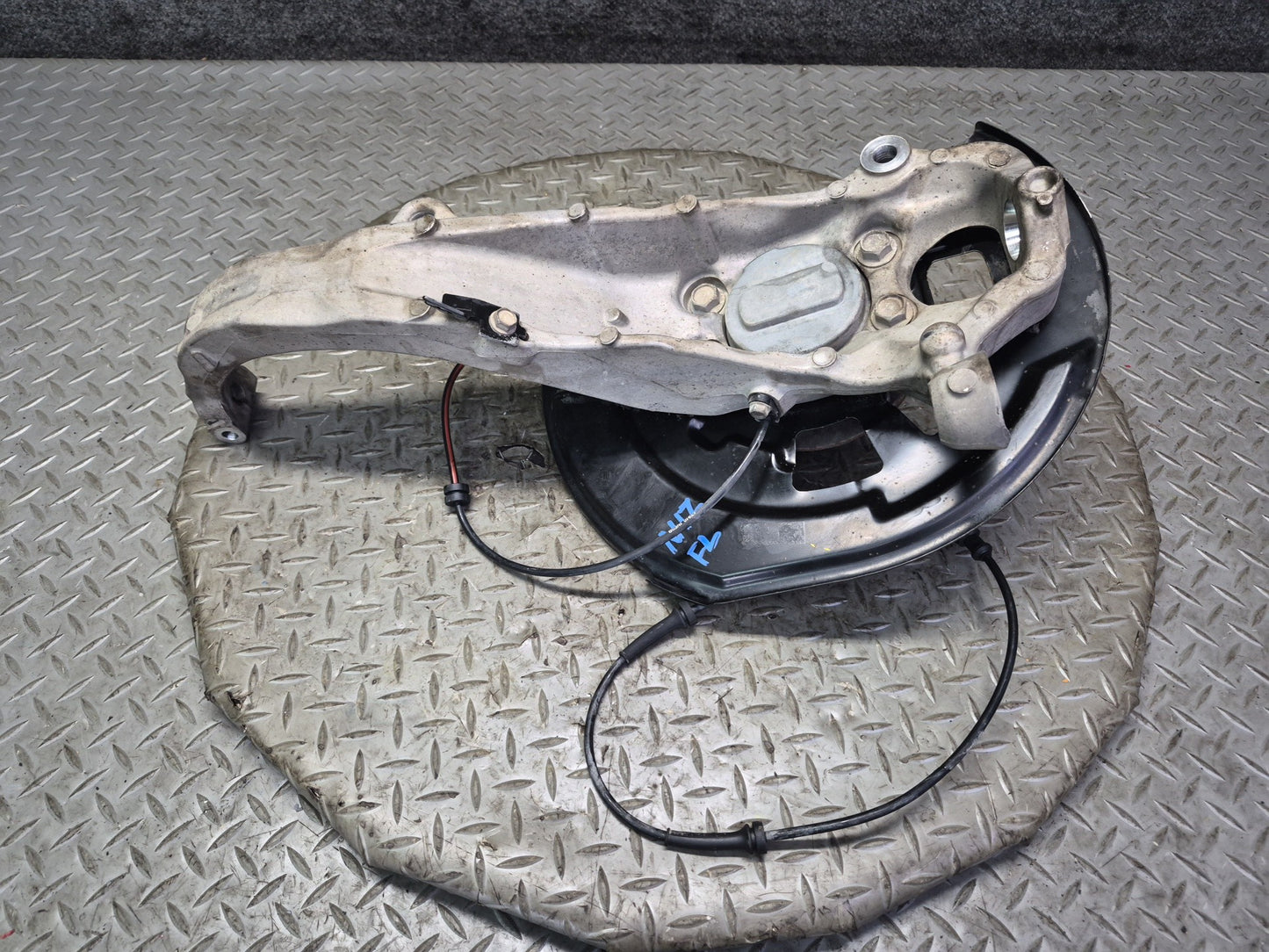 13-20 Nissan Z34 370Z Front Left Spindle Knuckle Wheel Hub Bearing OEM