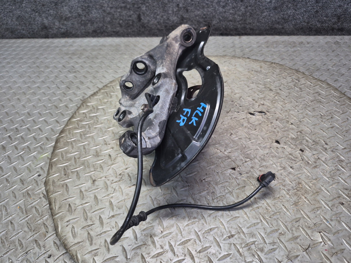 05-11 Mercedes R171 SLK RWD Front Right Spindle Knuckle Wheel Hub Bearing OEM