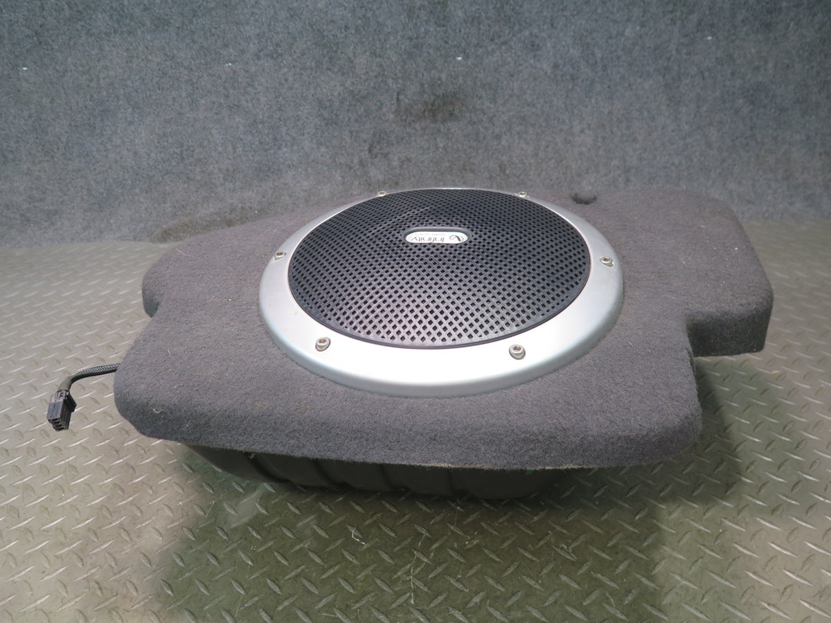 05-06 Dodge RAM SRT10 DR Infinity Subwoofer Speaker Box 05029729AB OEM