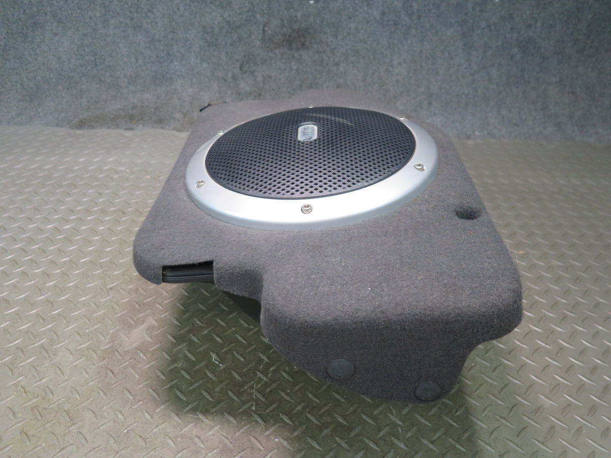 05-06 Dodge RAM SRT10 DR Infinity Subwoofer Speaker Box 05029729AB OEM