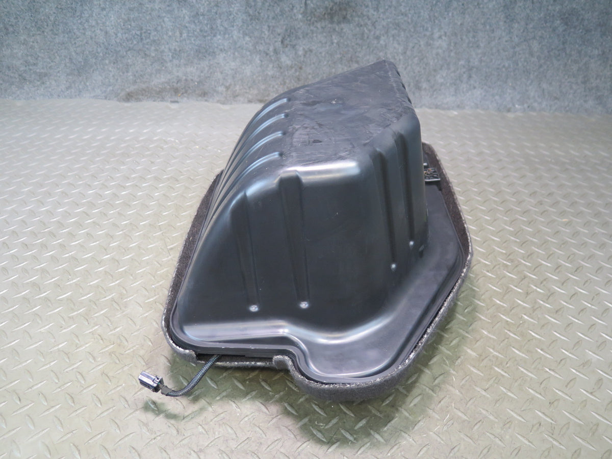 05-06 Dodge RAM SRT10 DR Infinity Subwoofer Speaker Box 05029729AB OEM
