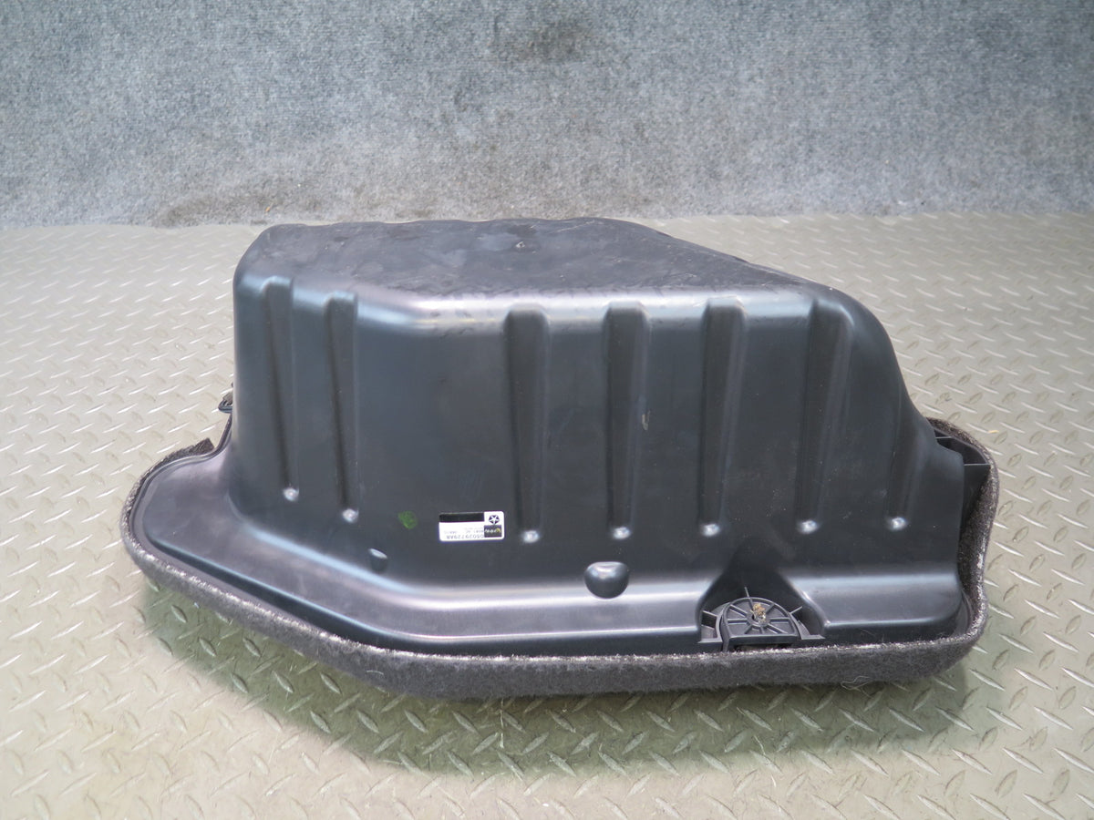 05-06 Dodge RAM SRT10 DR Infinity Subwoofer Speaker Box 05029729AB OEM