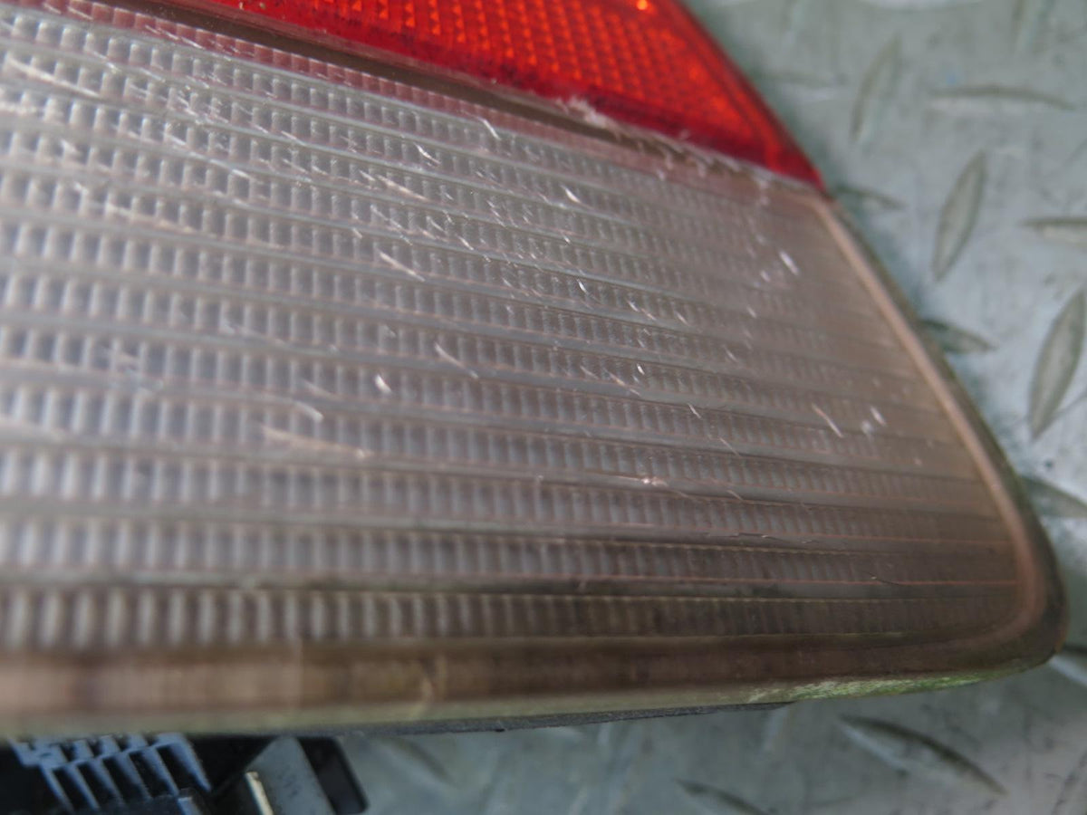 97-99 Mercedes W140 S420 S500 Sedan Rear Right Tail Light Lamp Damaged