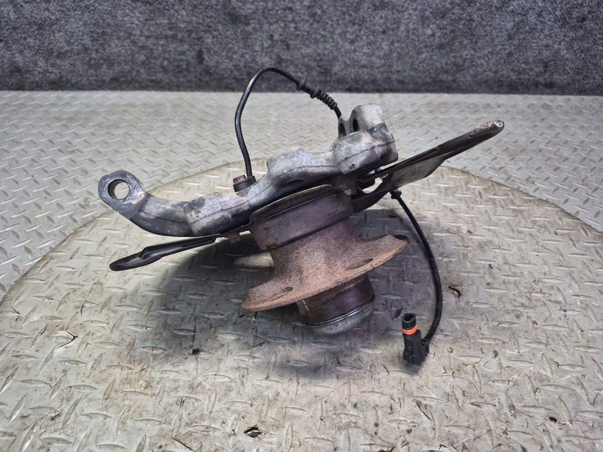 05-11 Mercedes R171 SLK RWD Front Left Spindle Knuckle Wheel Hub Bearing OEM