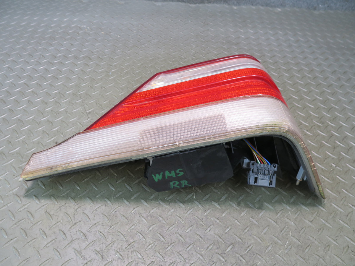 97-99 Mercedes W140 S420 S500 Sedan Rear Right Tail Light Lamp Damaged