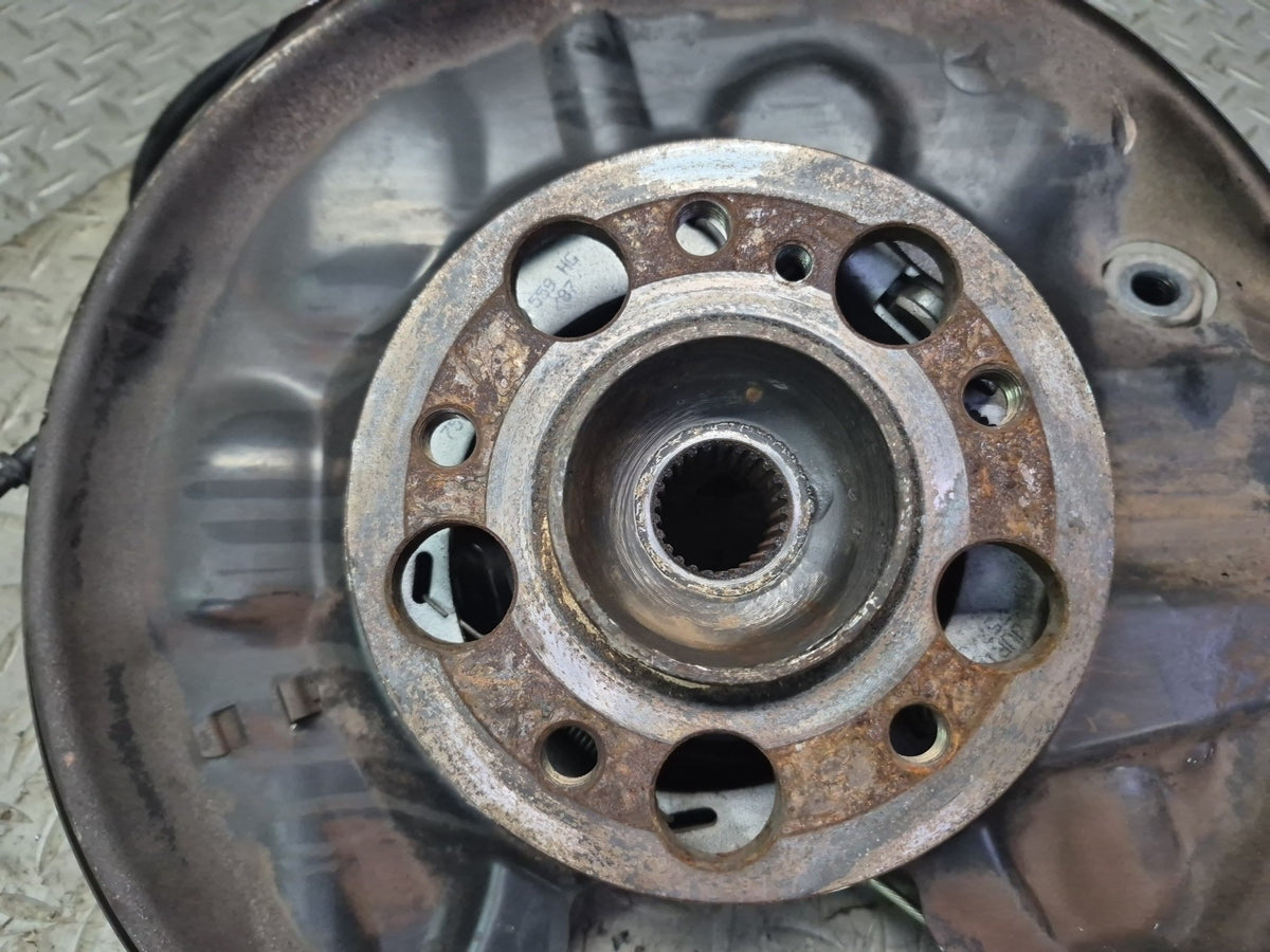 05-11 Mercedes R171 Slk-class Rear Right Spindle Knuckle Wheel Hub Bearing OEM