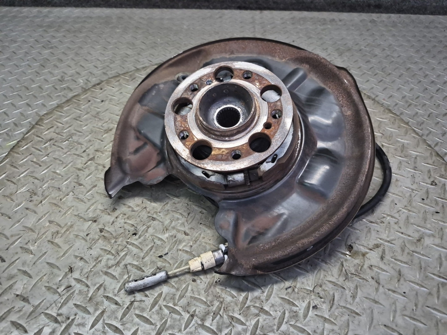 05-11 Mercedes R171 Slk-class Rear Left Spindle Knuckle Wheel Hub Bearing OEM