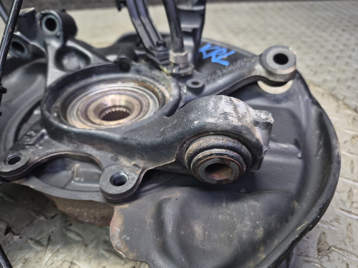 05-11 Mercedes R171 Slk-class Rear Left Spindle Knuckle Wheel Hub Bearing OEM