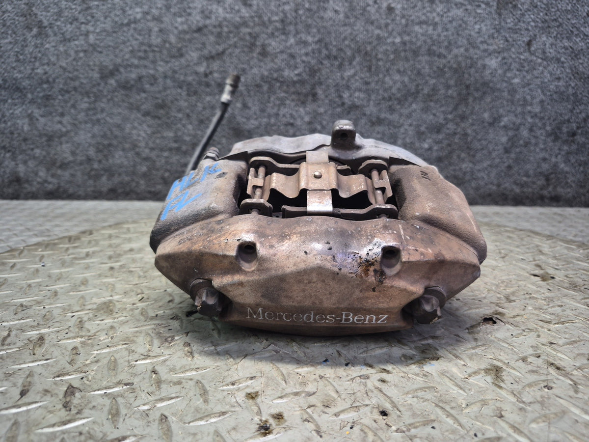 05-11 Mercedes R171 SLK RWD Set of 2 Front Brembo Brake Caliper OEM