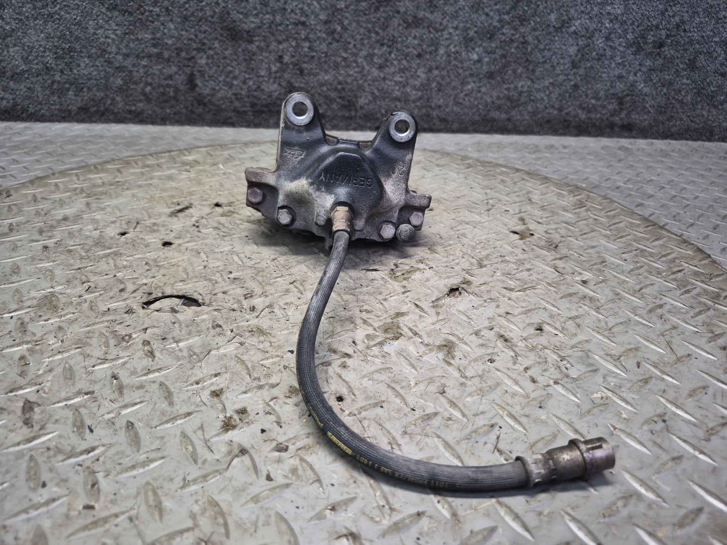 05-11 Mercedes R171 SLK RWD Set of 2 Rear Left & Right Brake Caliper OEM
