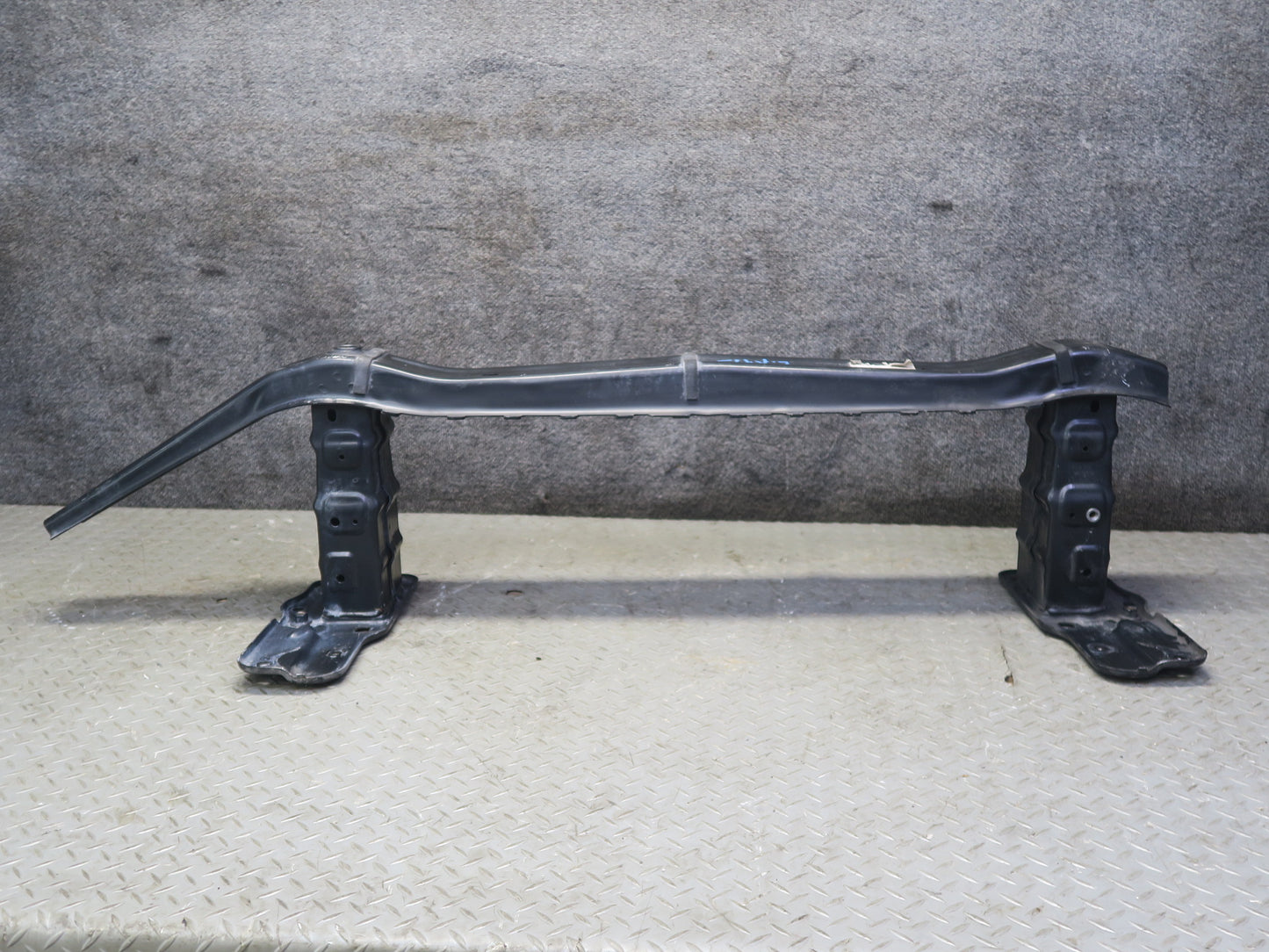2012-2015 Mercedes W166 ML63 AMG Front Bumper Impact Reinforcement Bar