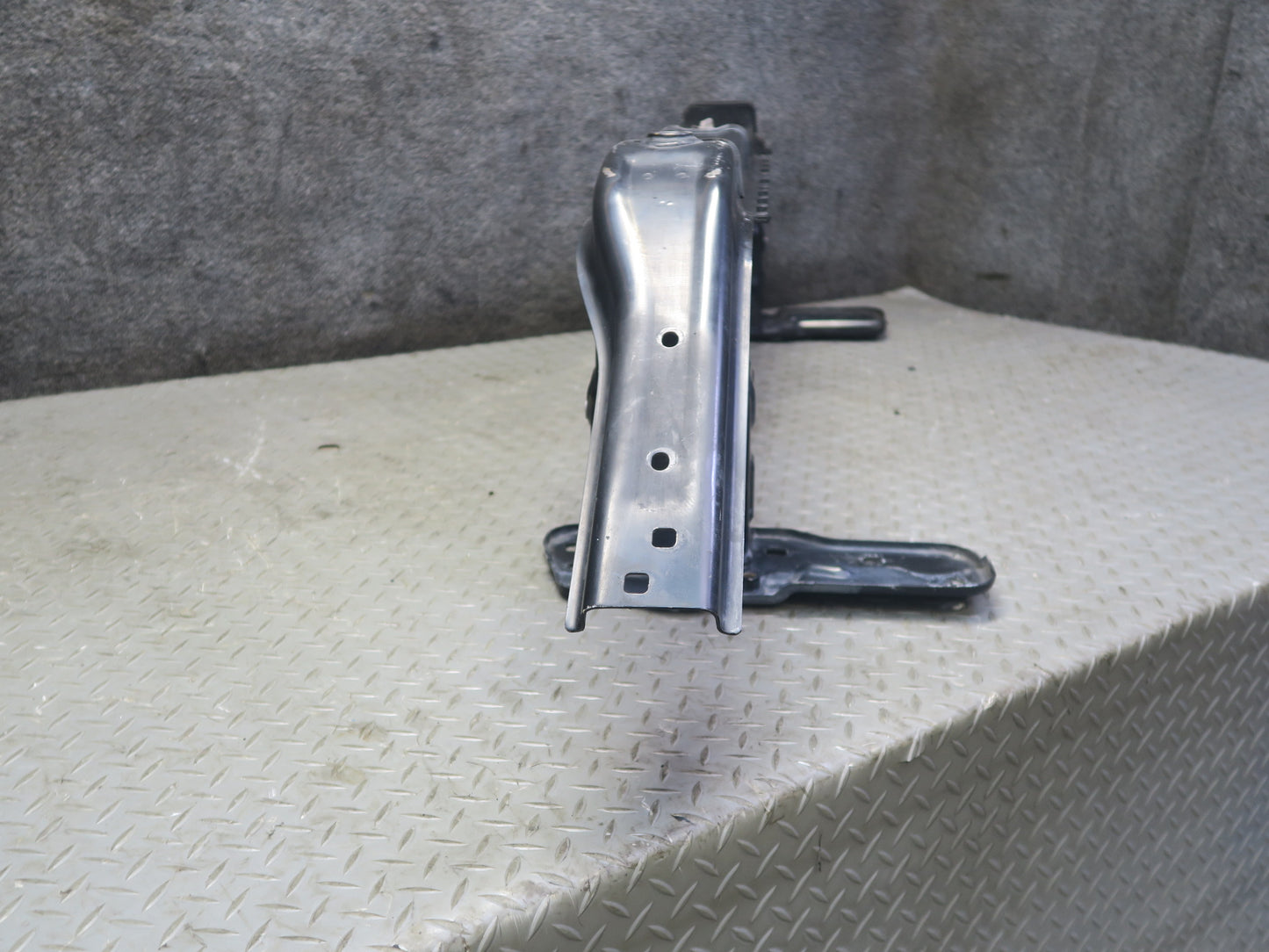 2012-2015 Mercedes W166 ML63 AMG Front Bumper Impact Reinforcement Bar